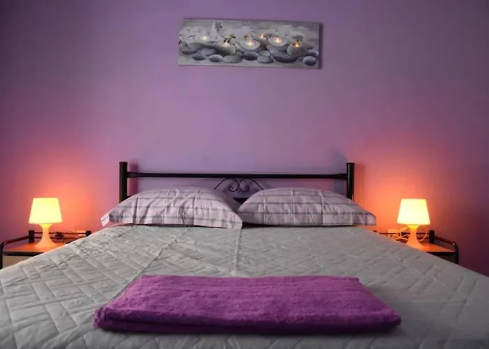 Colourful Apartment In Athenscity 1Min From Subway